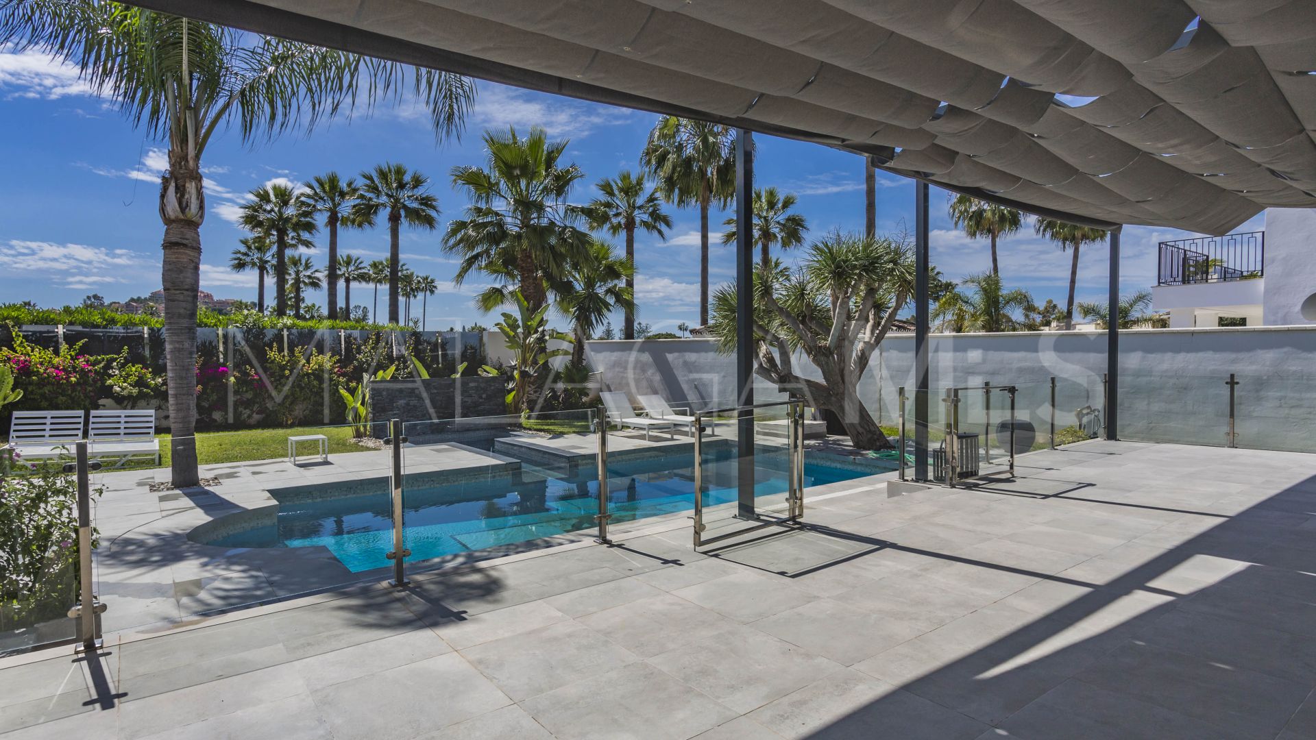 Villa for sale in El Colorado
