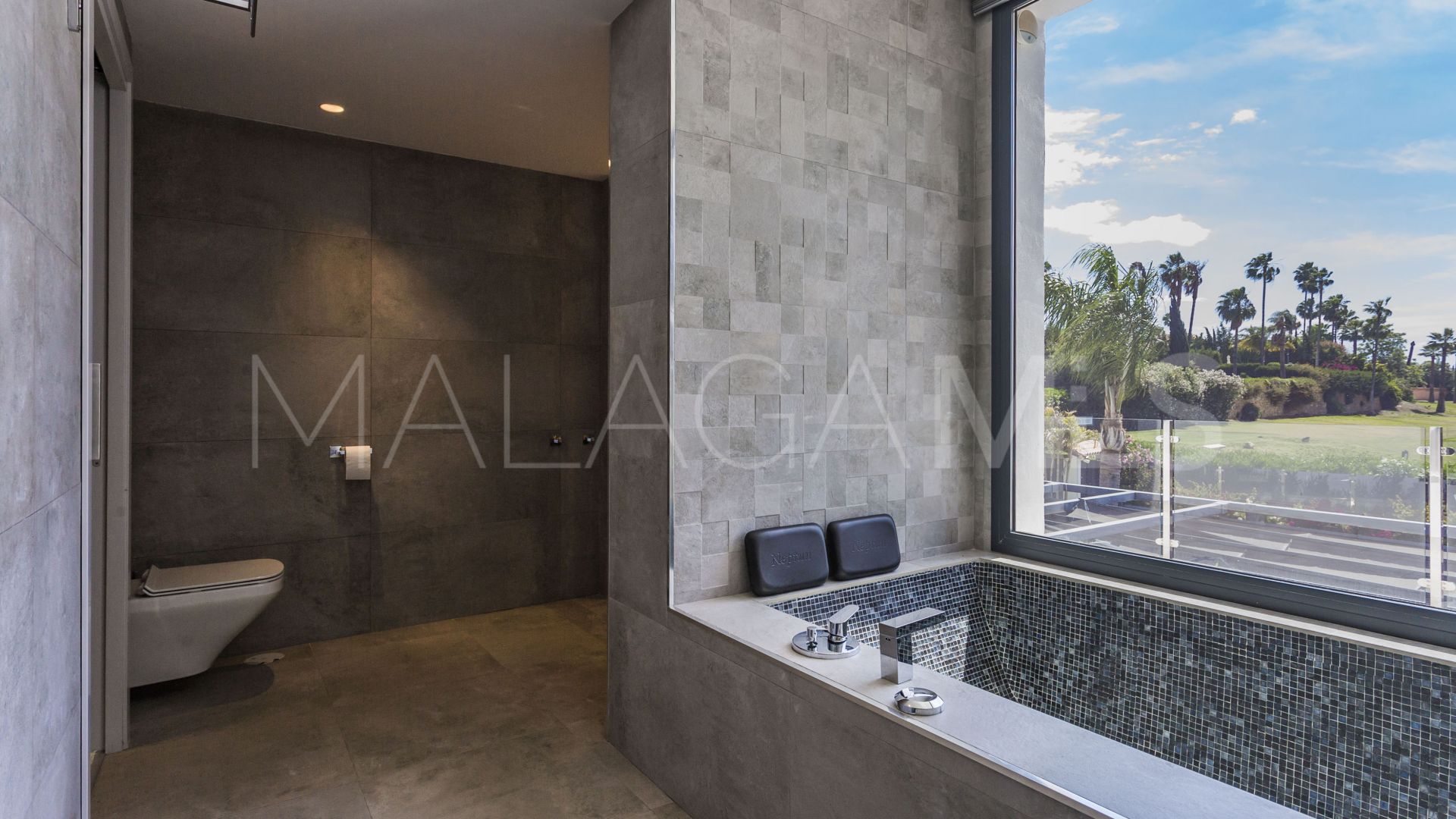 Villa for sale in El Colorado