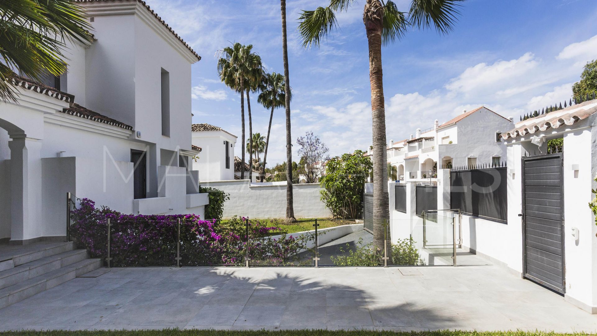 Villa for sale in El Colorado