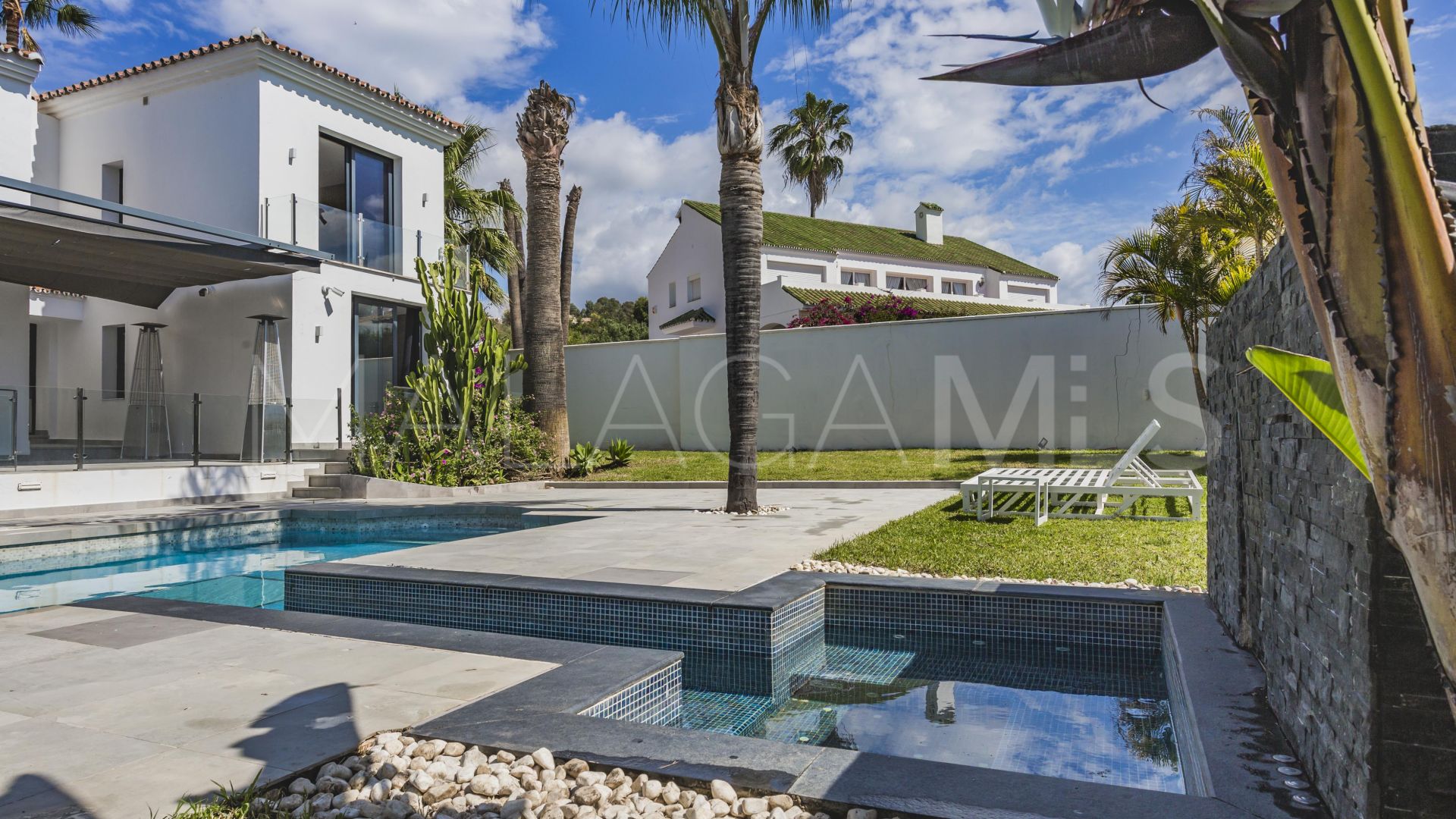 Villa for sale in El Colorado