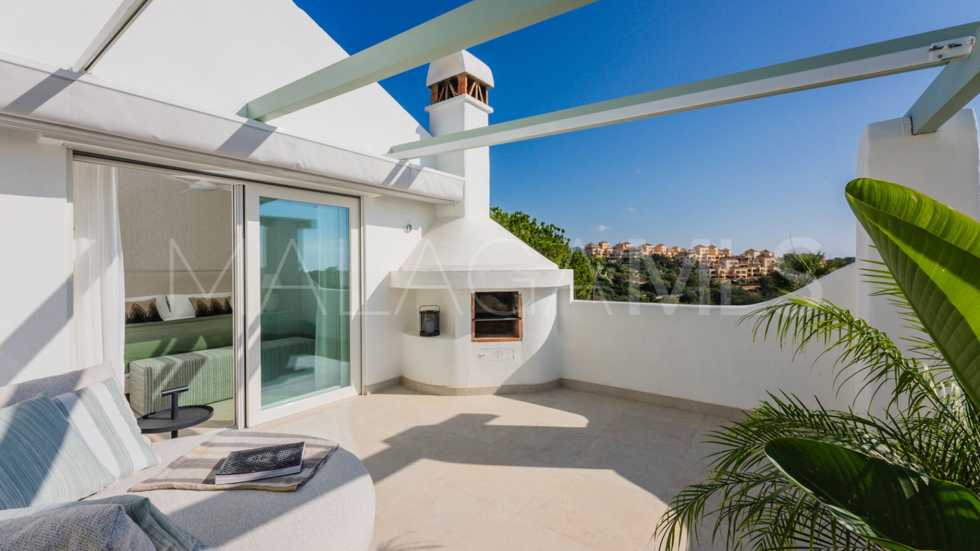 Parvilla for sale in Elviria