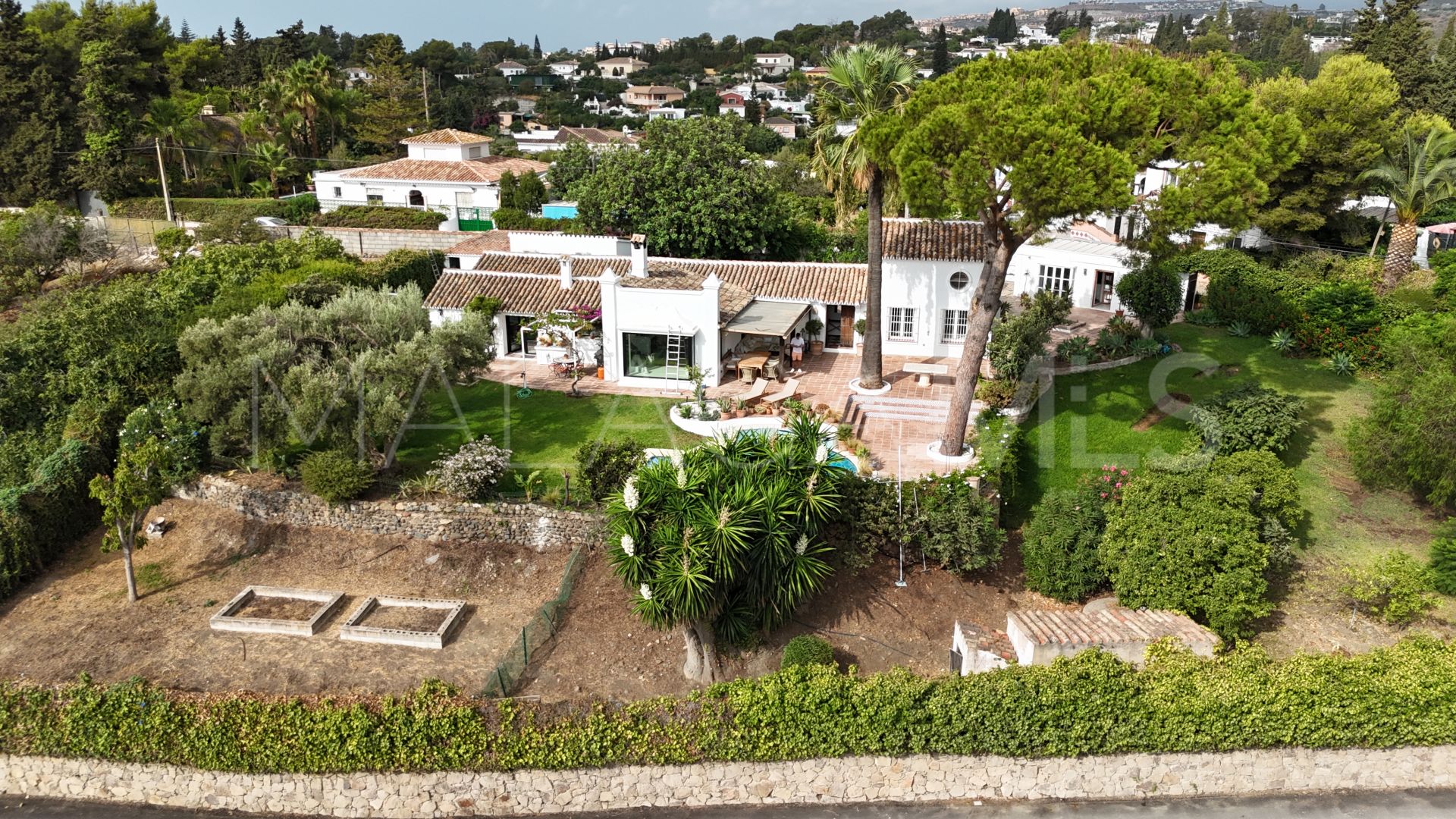 Villa for sale in Guadalmina Alta