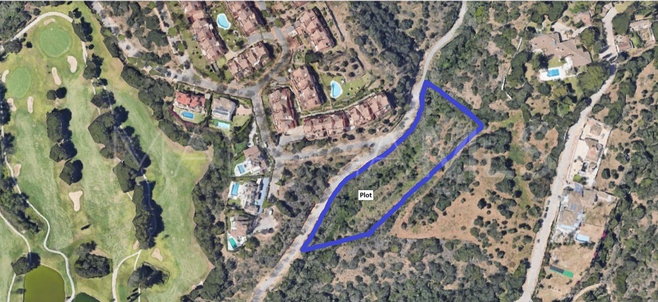 Plot in Elviria for sale