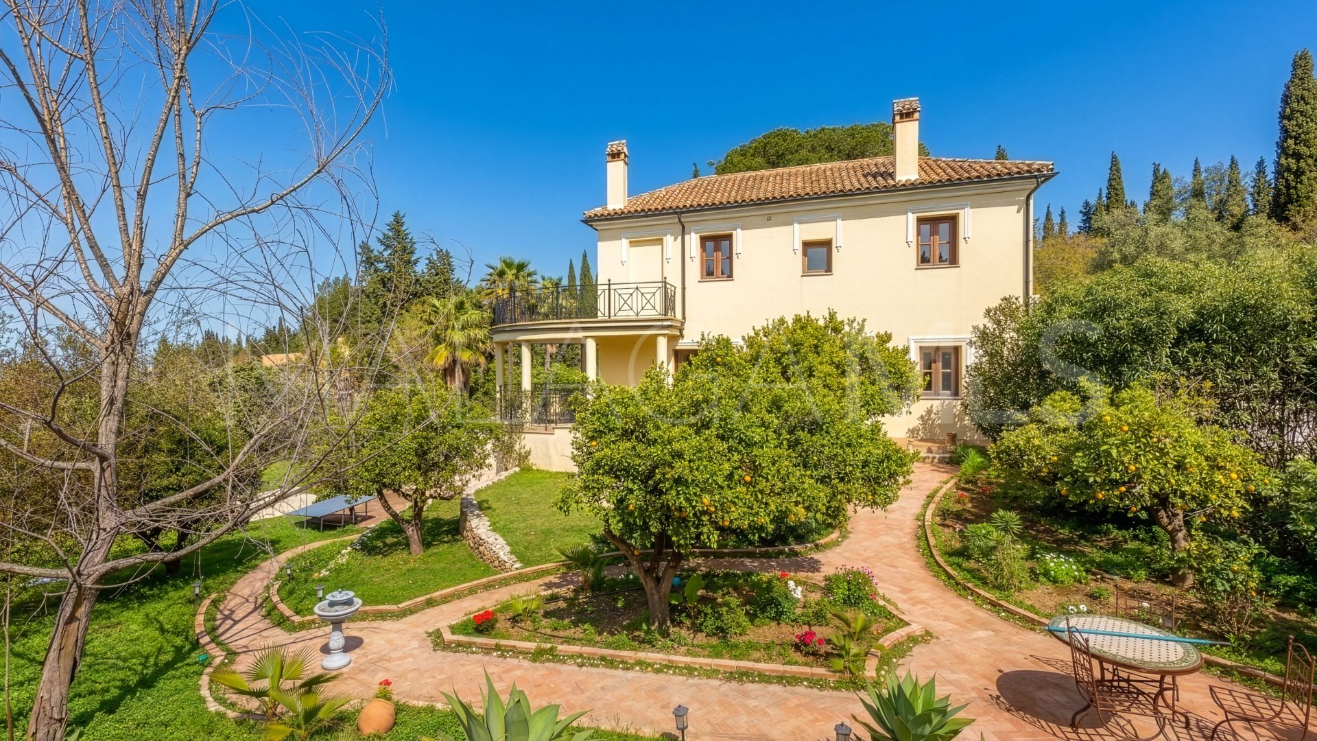 Villa for sale in Alhaurin el Grande