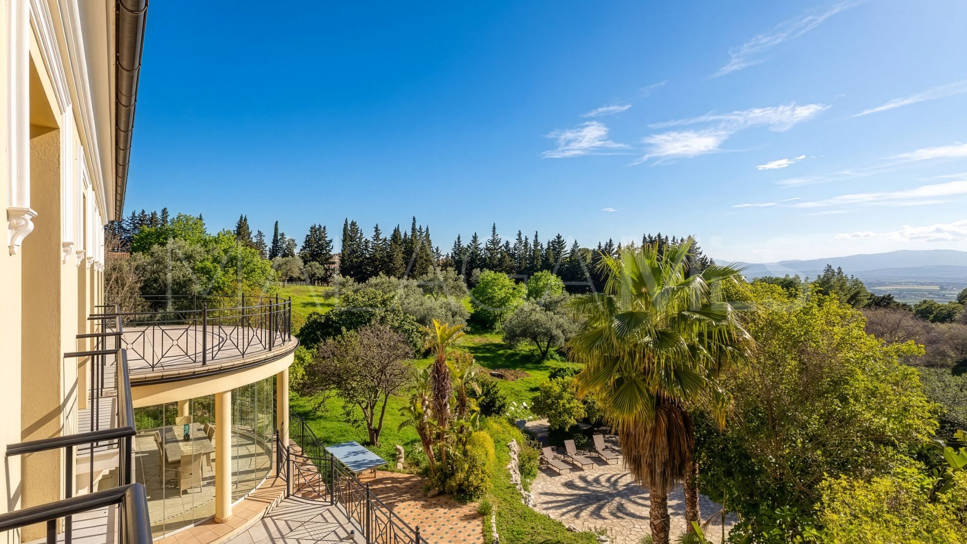 Villa for sale in Alhaurin el Grande