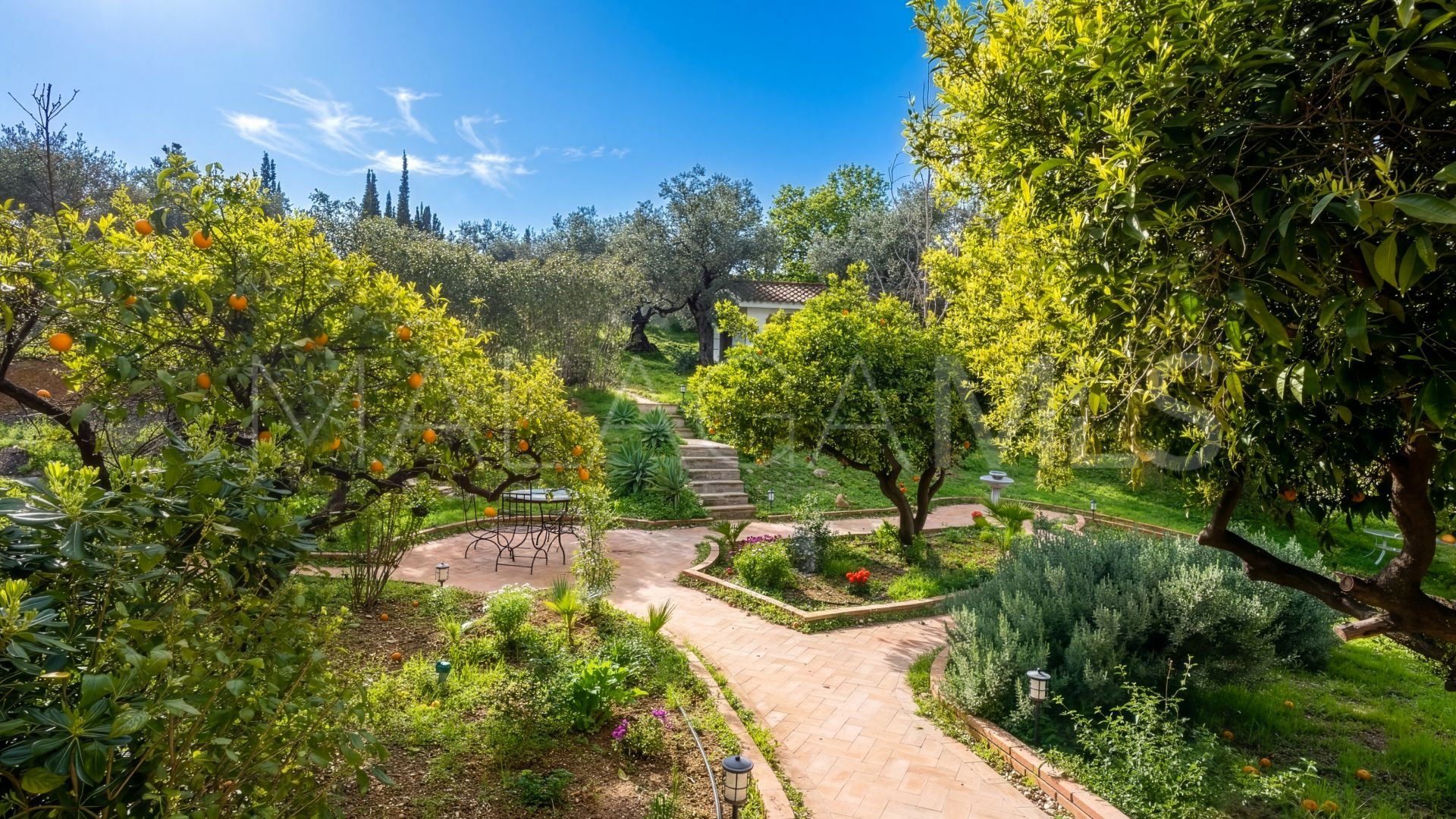 Villa for sale in Alhaurin el Grande