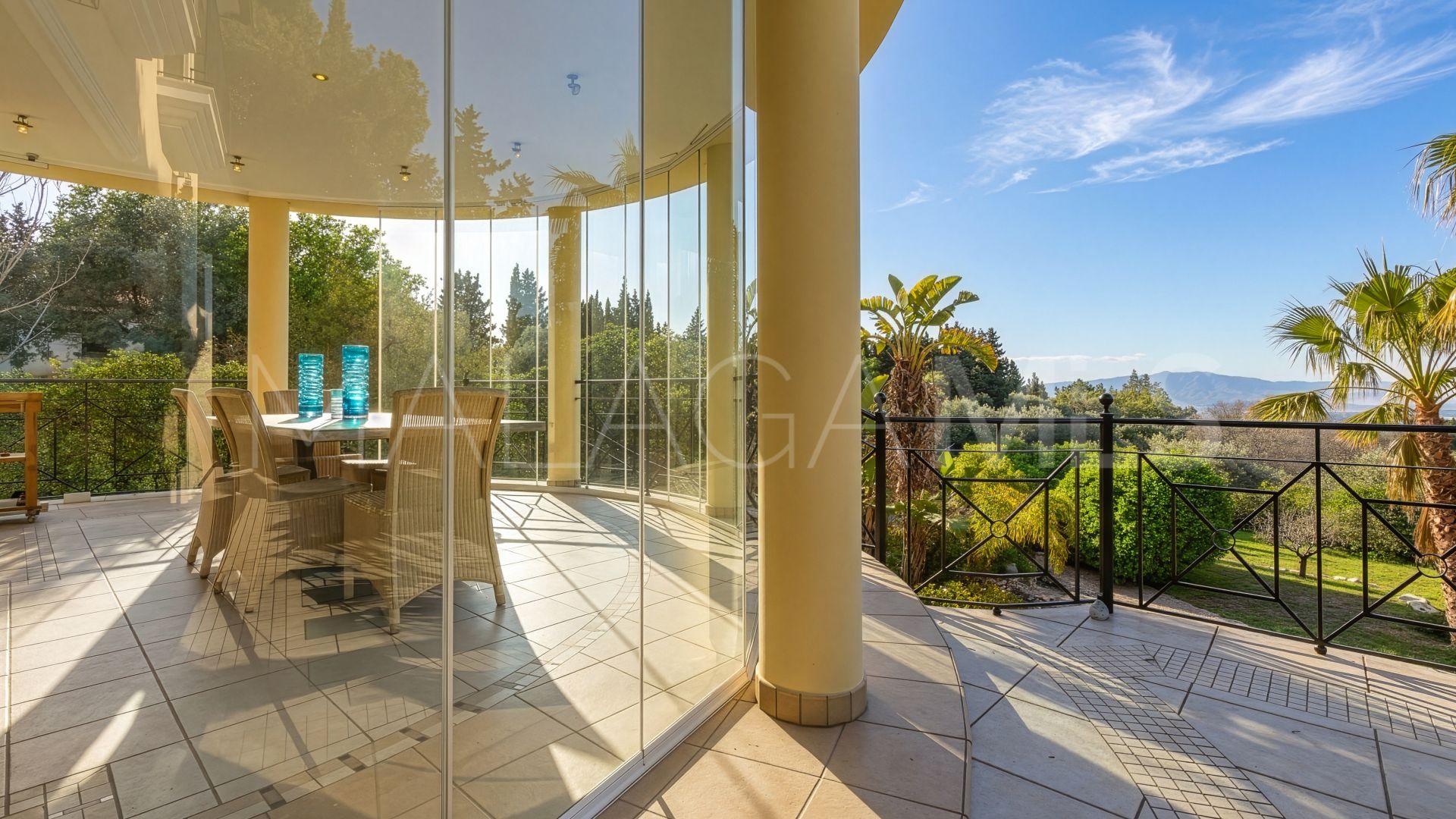 Villa for sale in Alhaurin el Grande