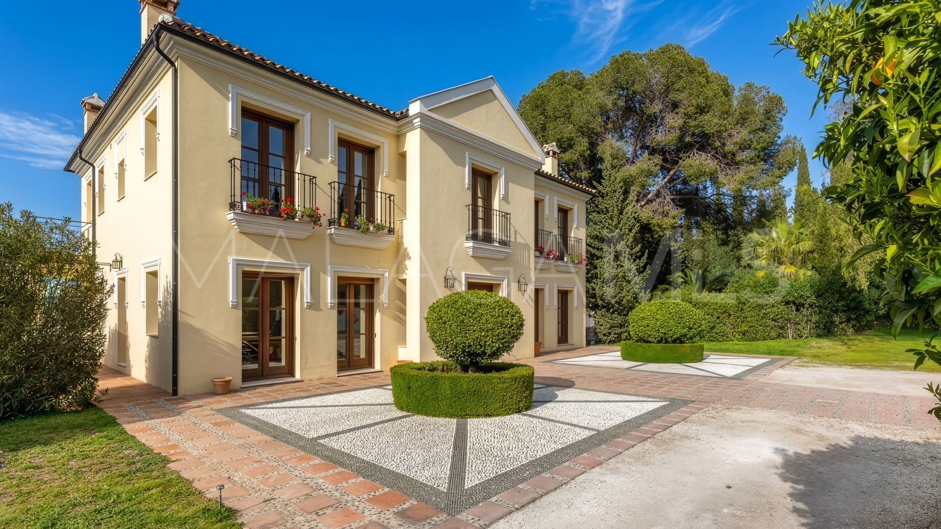 Villa for sale in Alhaurin el Grande