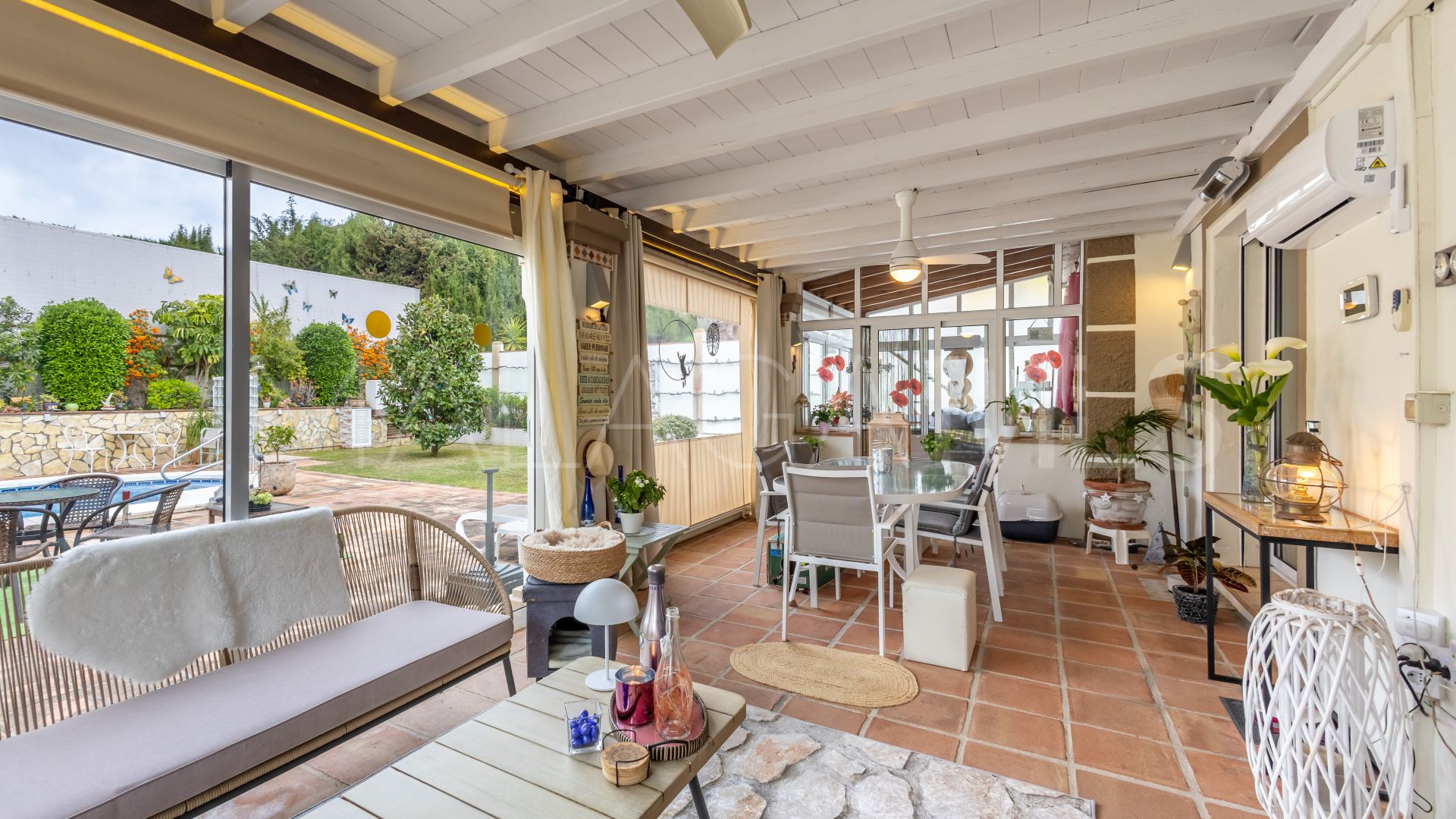 Villa for sale in Coin