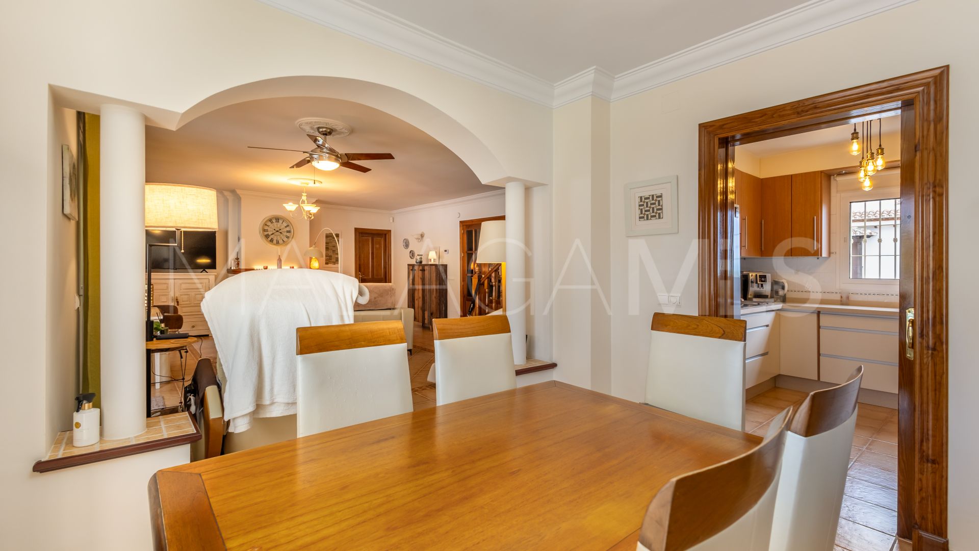 Villa for sale in Coin