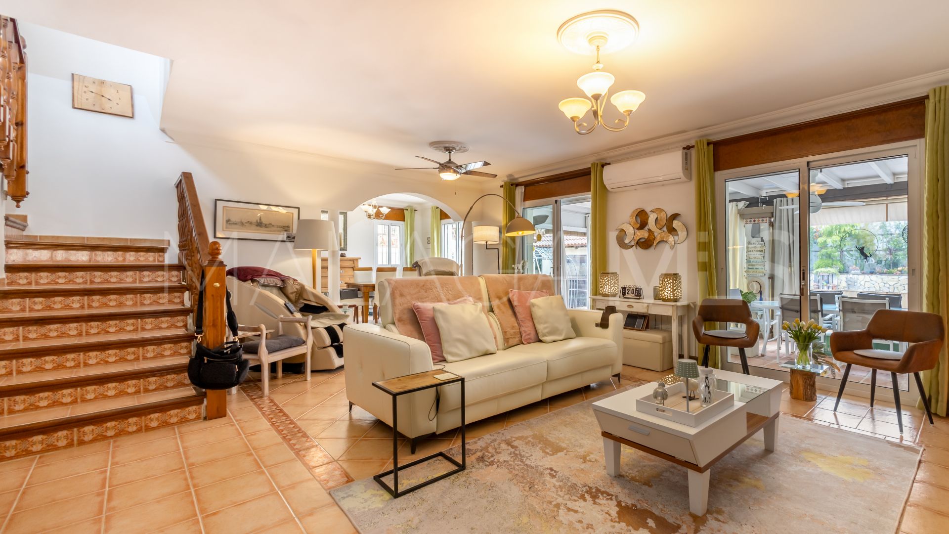 Villa for sale in Coin