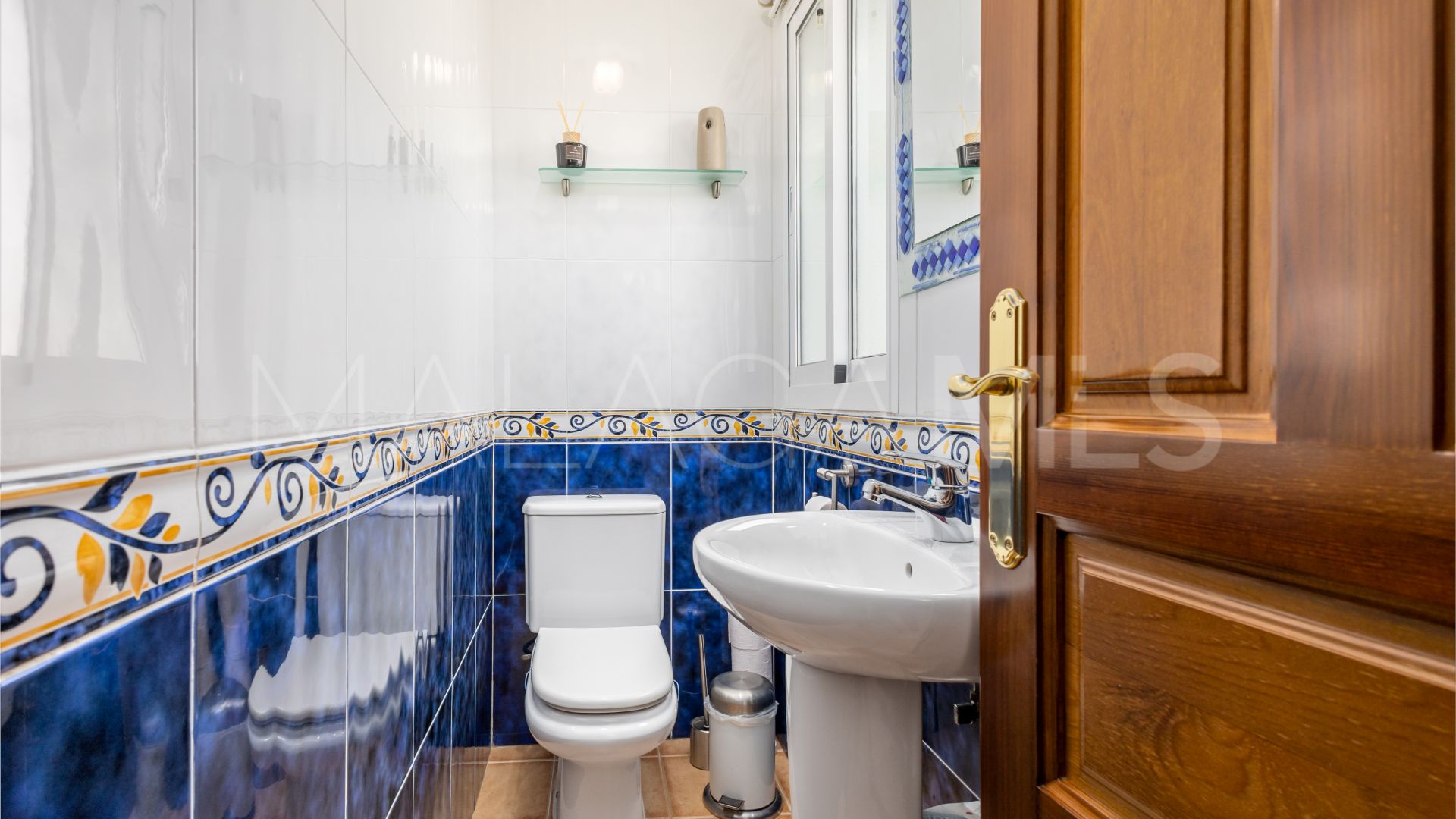 Villa for sale in Coin