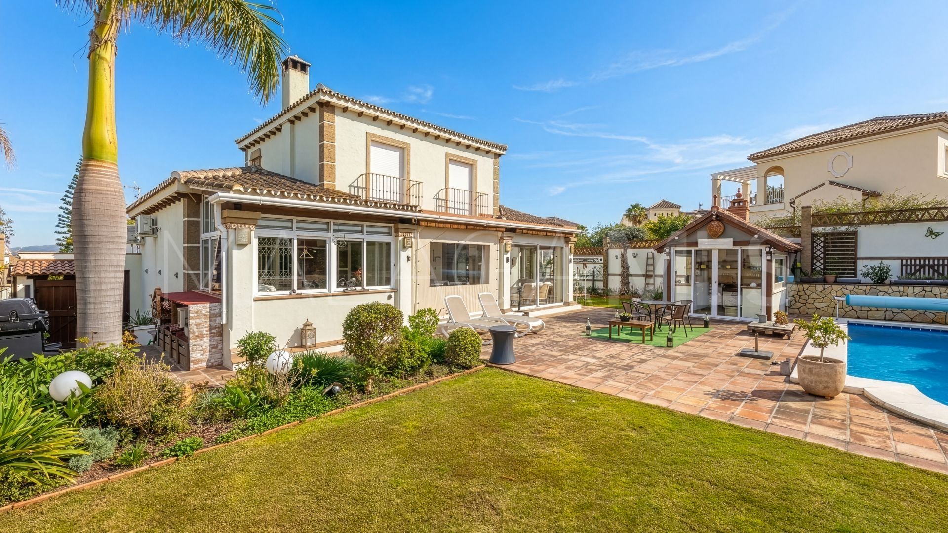 Villa for sale in Coin