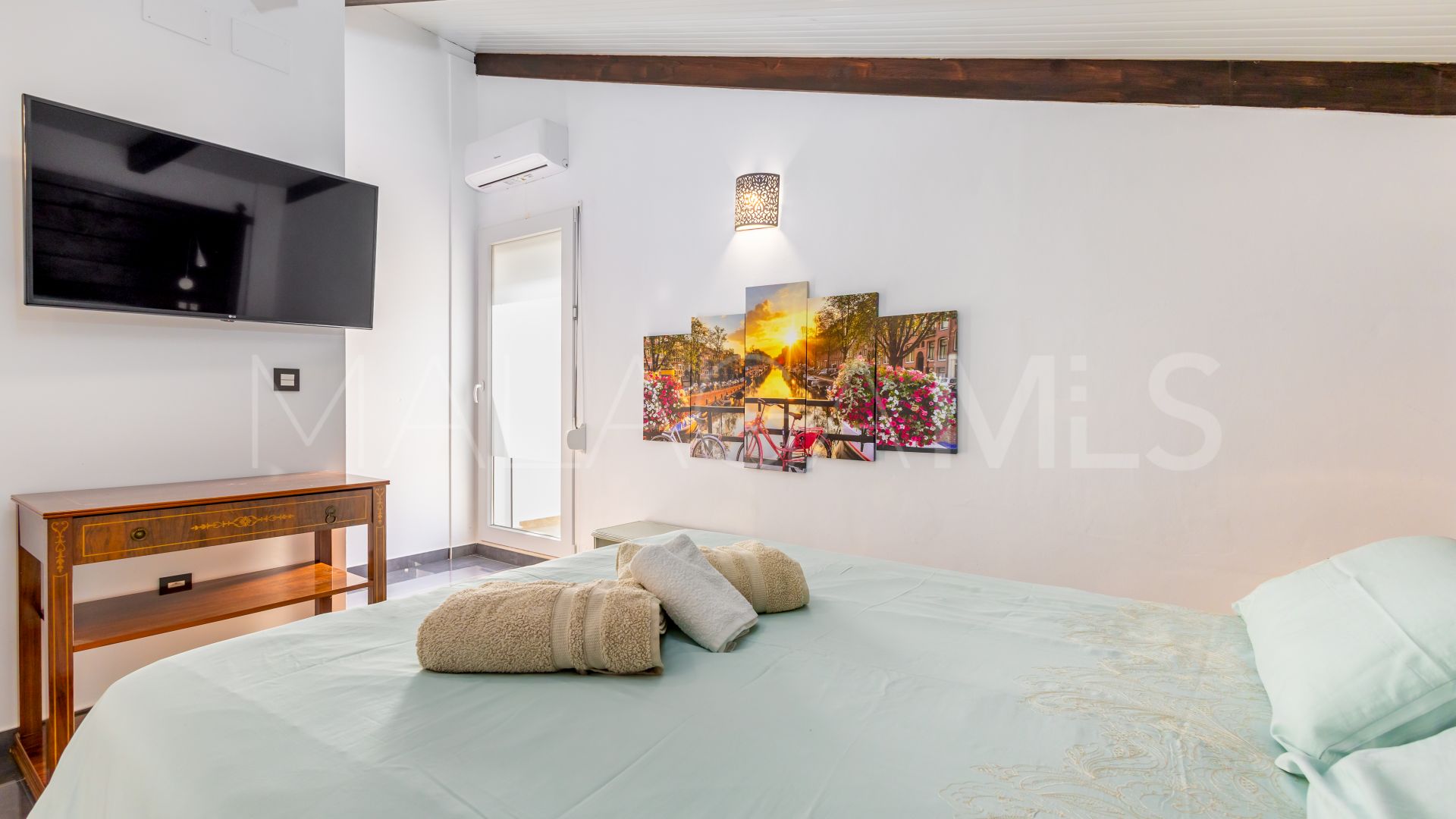 Landhaus for sale in Alhaurin el Grande