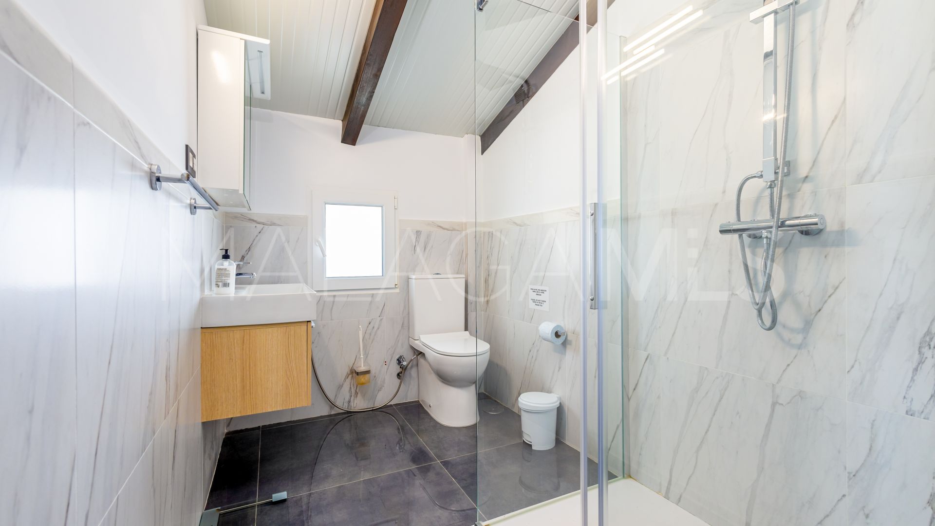 Landhaus for sale in Alhaurin el Grande