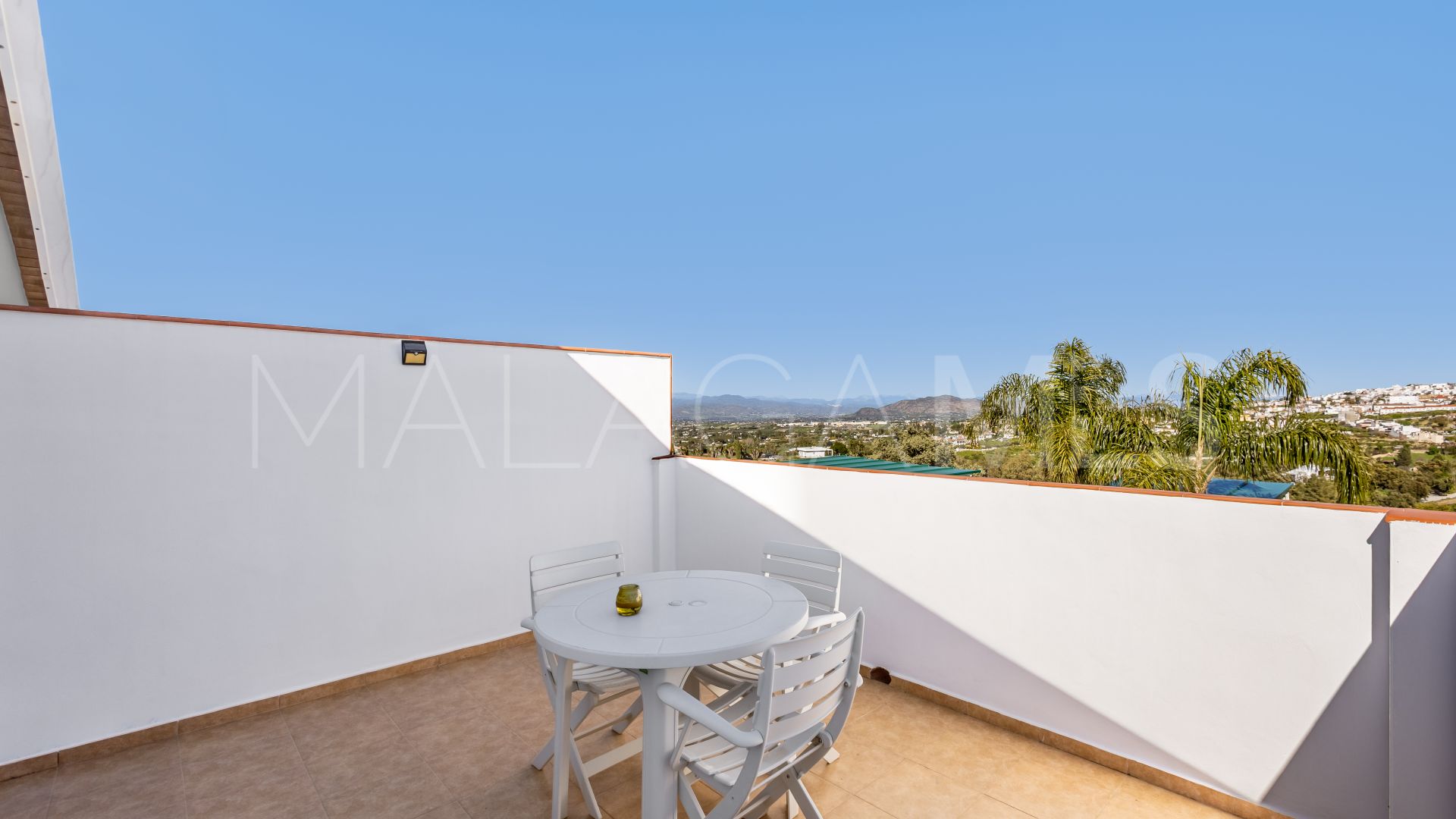 Landhaus for sale in Alhaurin el Grande