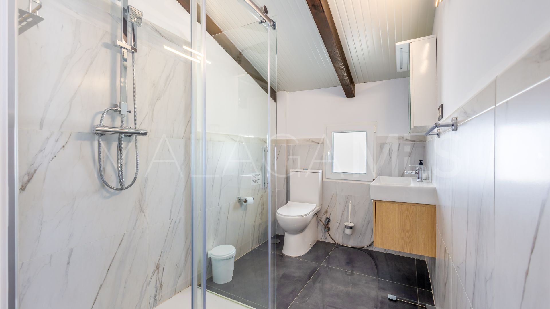 Landhaus for sale in Alhaurin el Grande