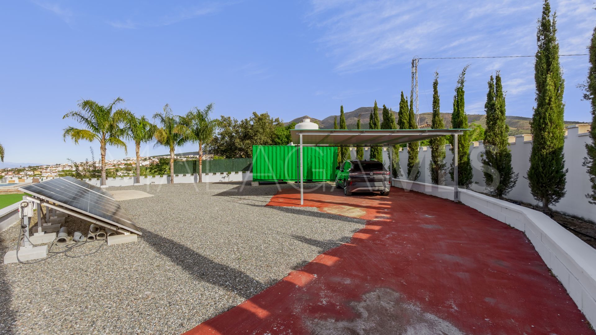 Landhaus for sale in Alhaurin el Grande