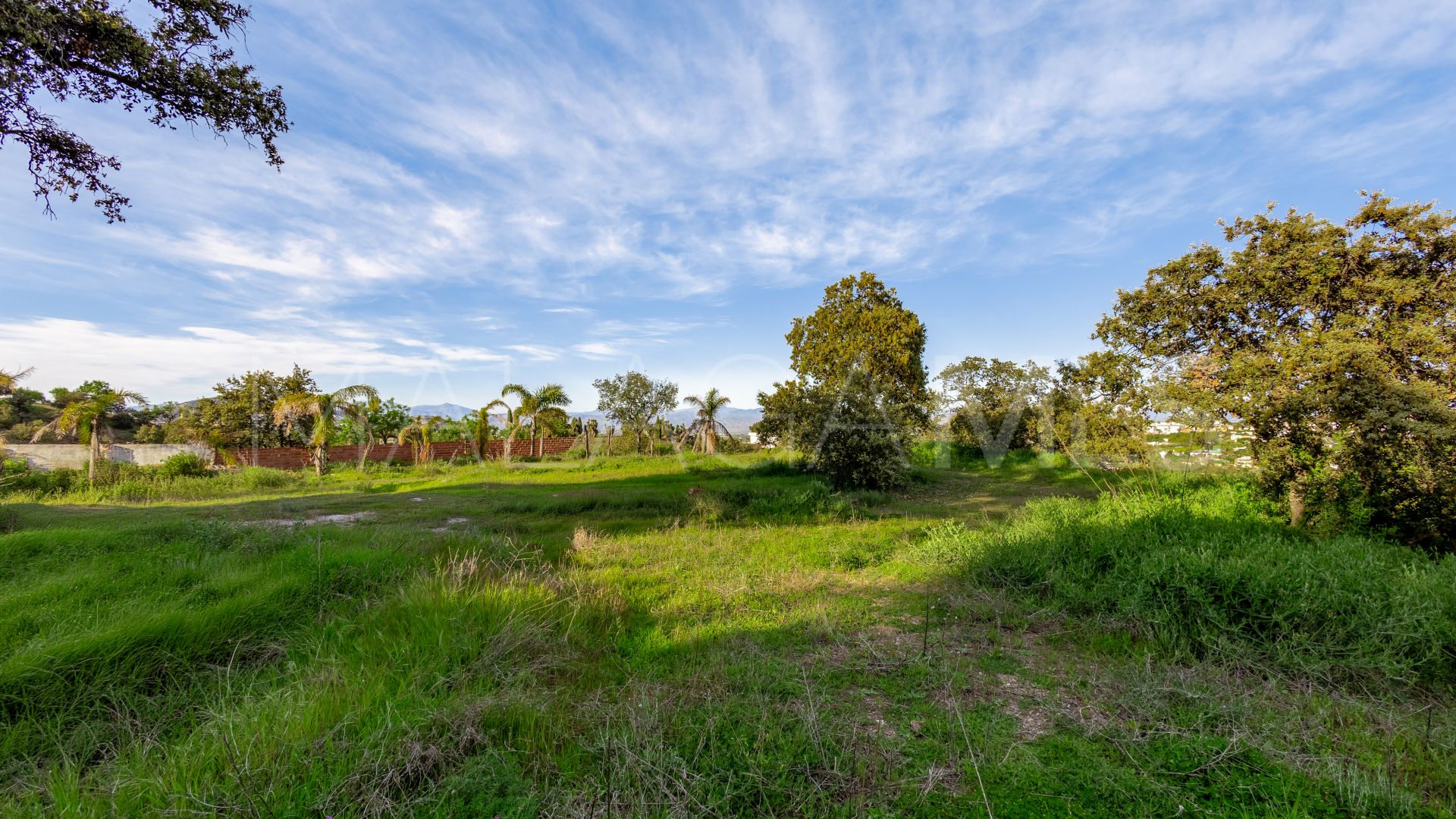 Landhaus for sale in Alhaurin el Grande