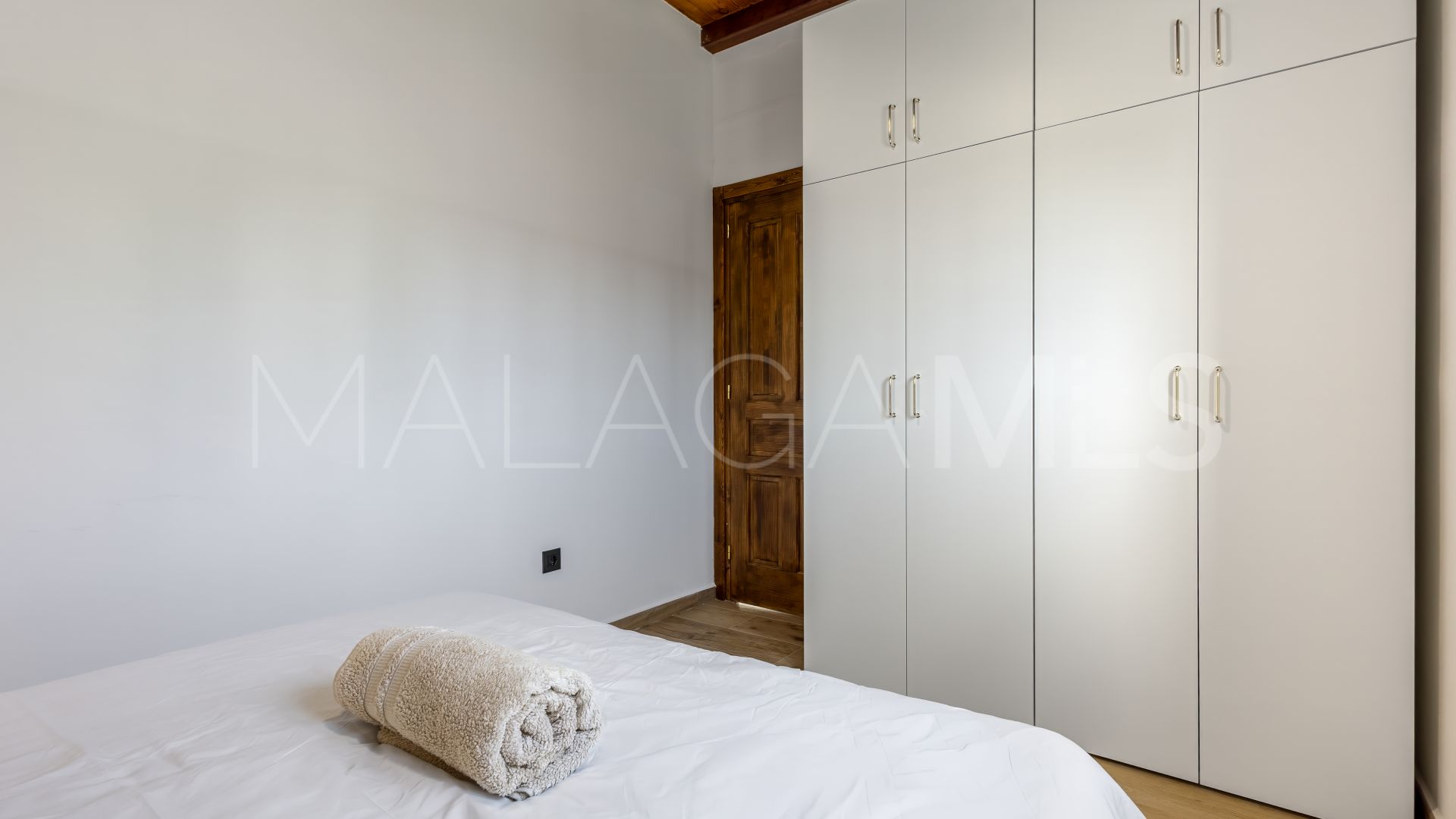 Landhaus for sale in Alhaurin el Grande