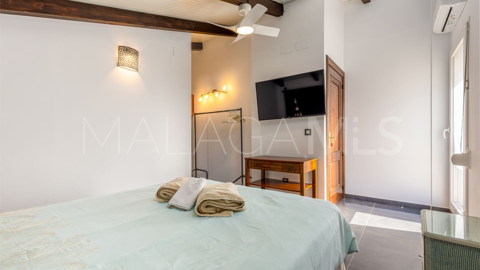 Landhaus for sale in Alhaurin el Grande