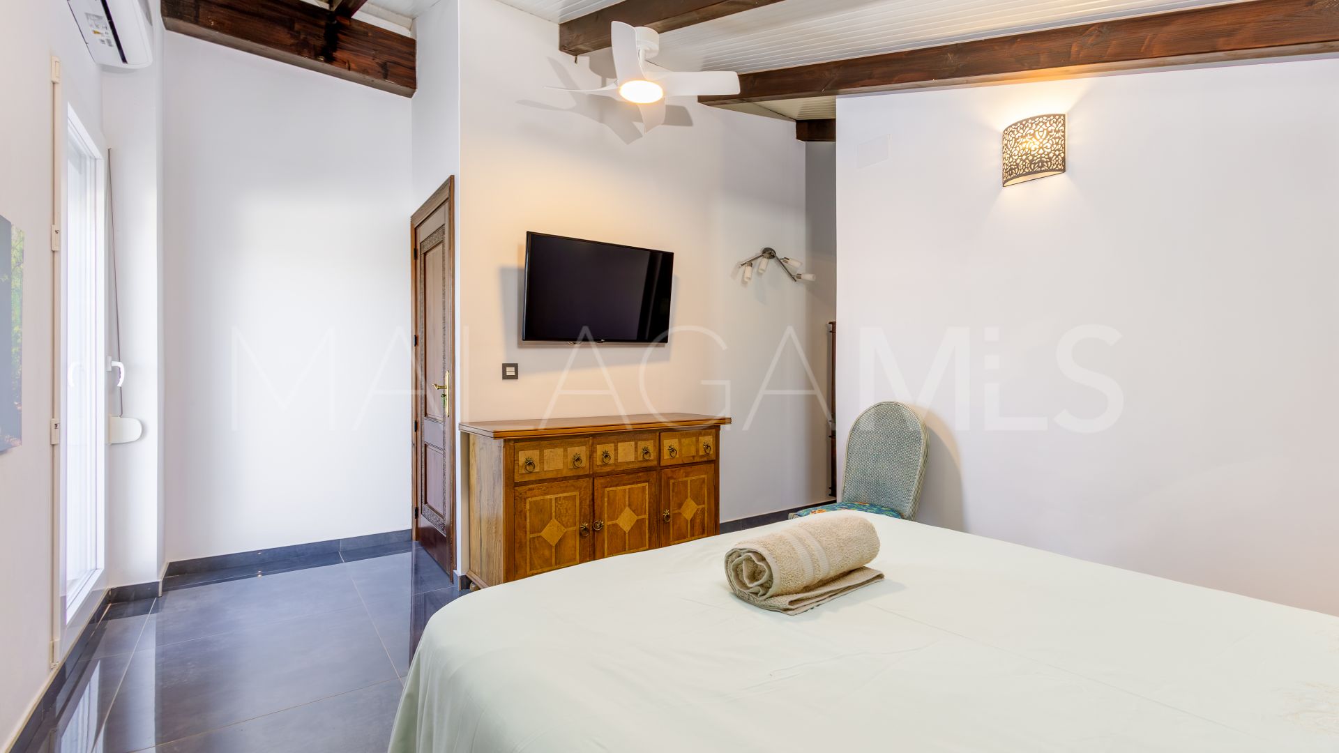 Landhaus for sale in Alhaurin el Grande