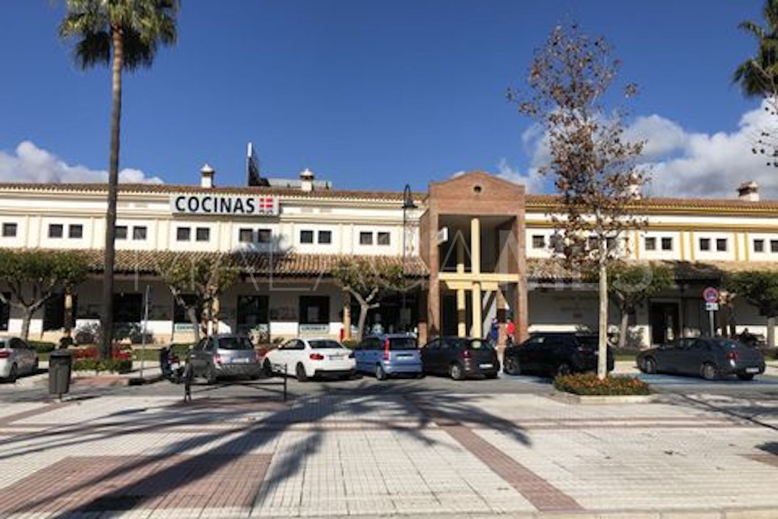 Se vende local comercial in Cala de Mijas