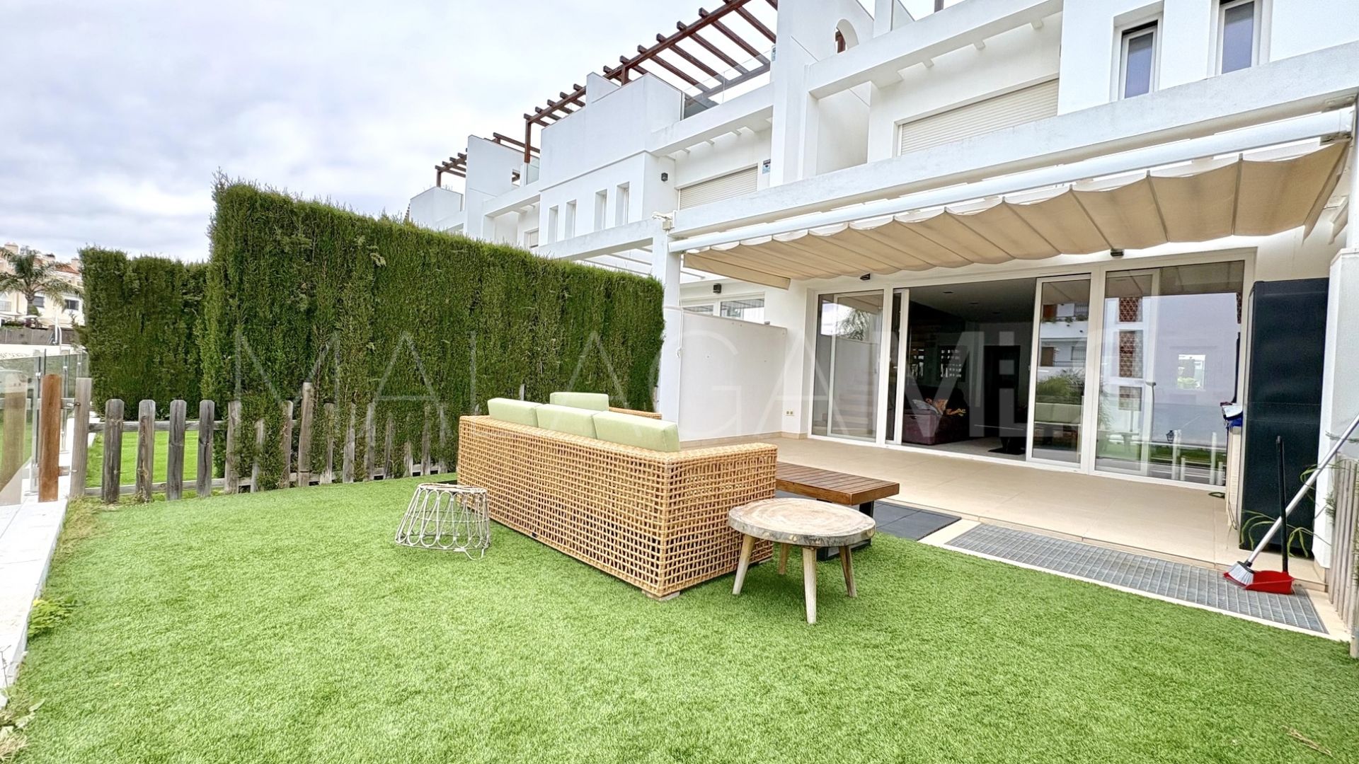 Town house in Calahonda for sale