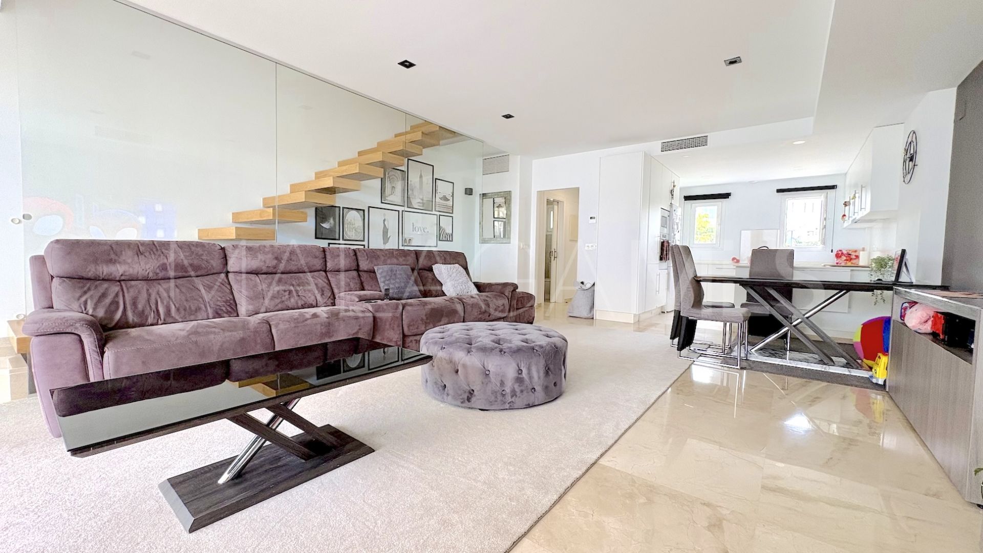 Town house in Calahonda for sale