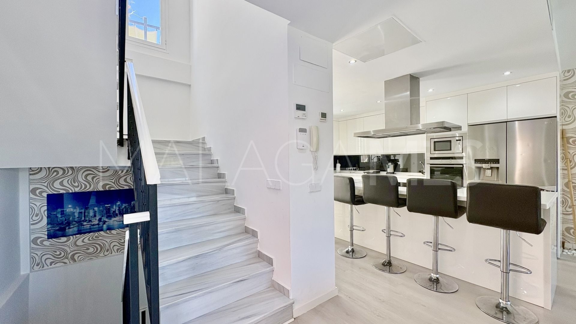 House for sale in Cabopino with 6 bedrooms