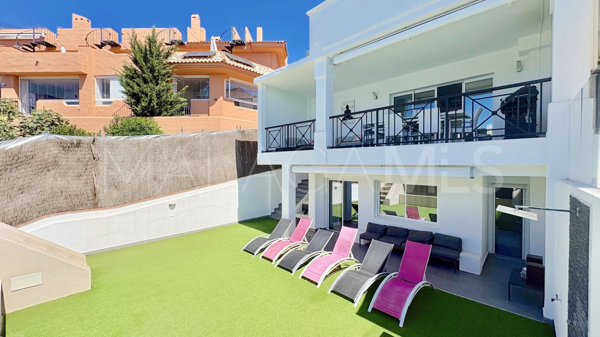 House for sale in Cabopino with 6 bedrooms