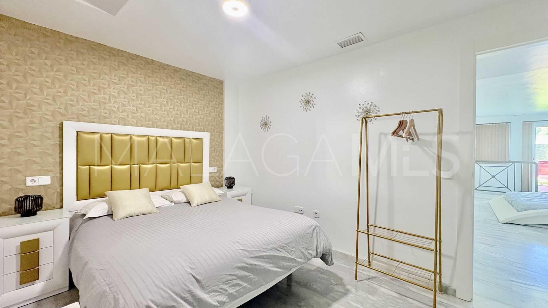 House for sale in Cabopino with 6 bedrooms