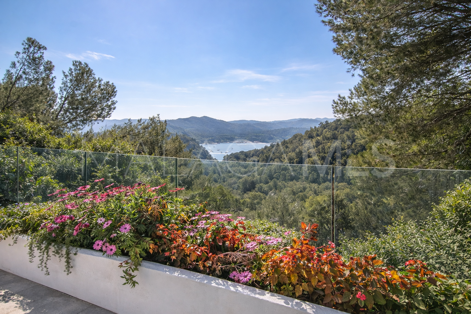 Chalet for sale in Cerros del Lago