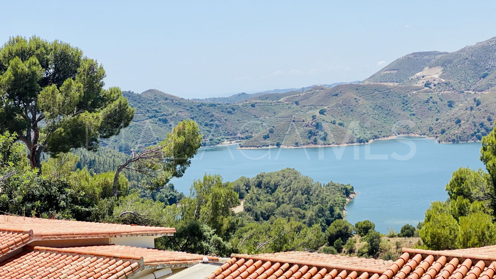 Chalet for sale in Cerros del Lago