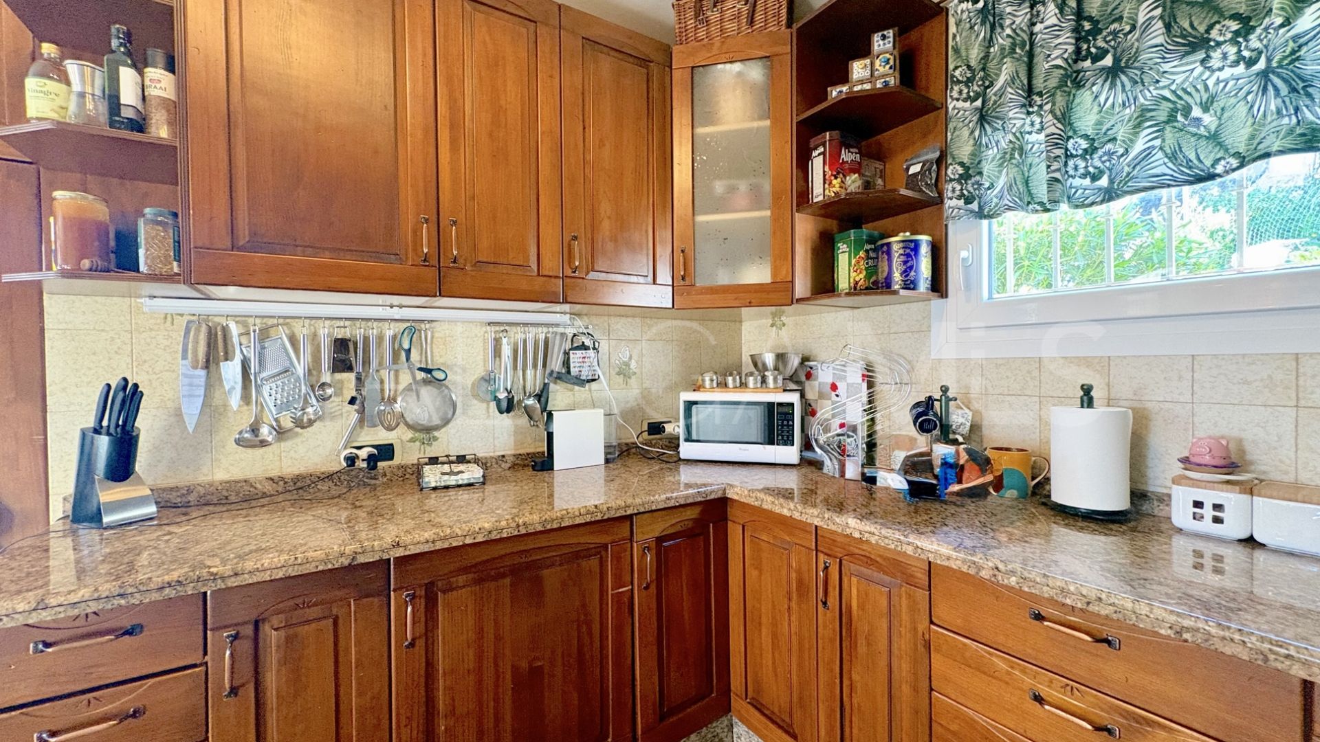 Buy casa in Cala de Mijas with 5 bedrooms