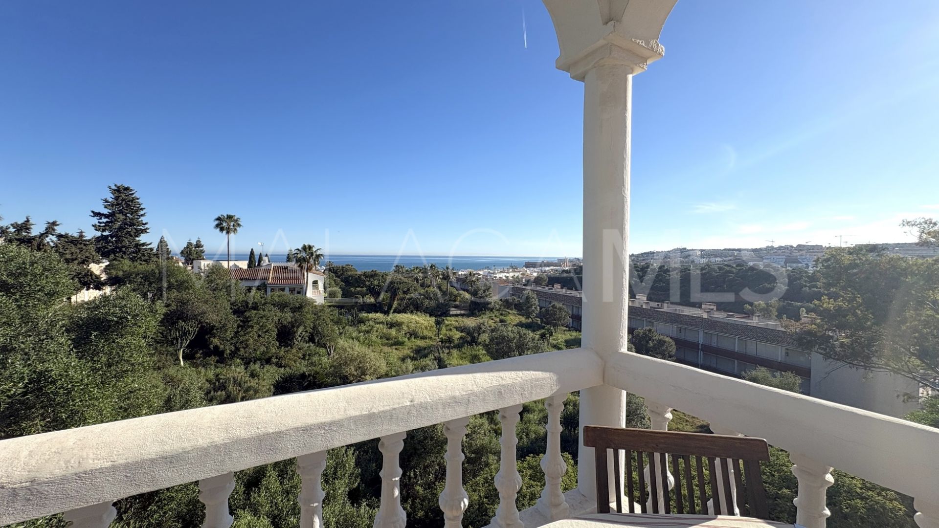 Buy casa in Cala de Mijas with 5 bedrooms