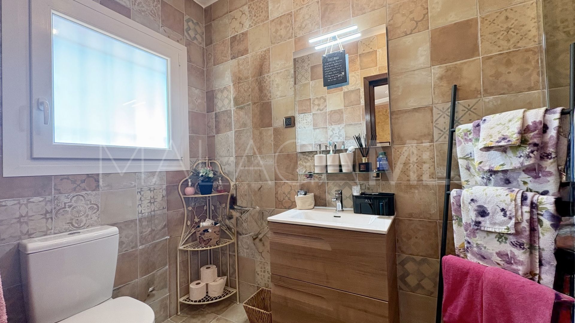 Buy casa in Cala de Mijas with 5 bedrooms