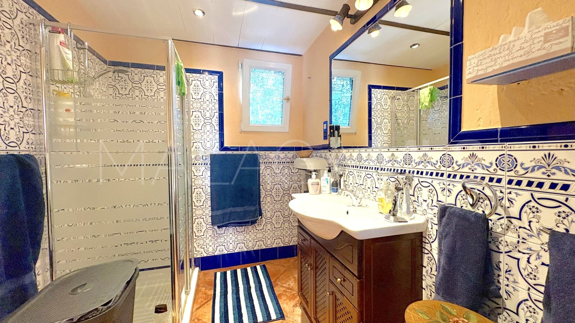 Buy casa in Cala de Mijas with 5 bedrooms