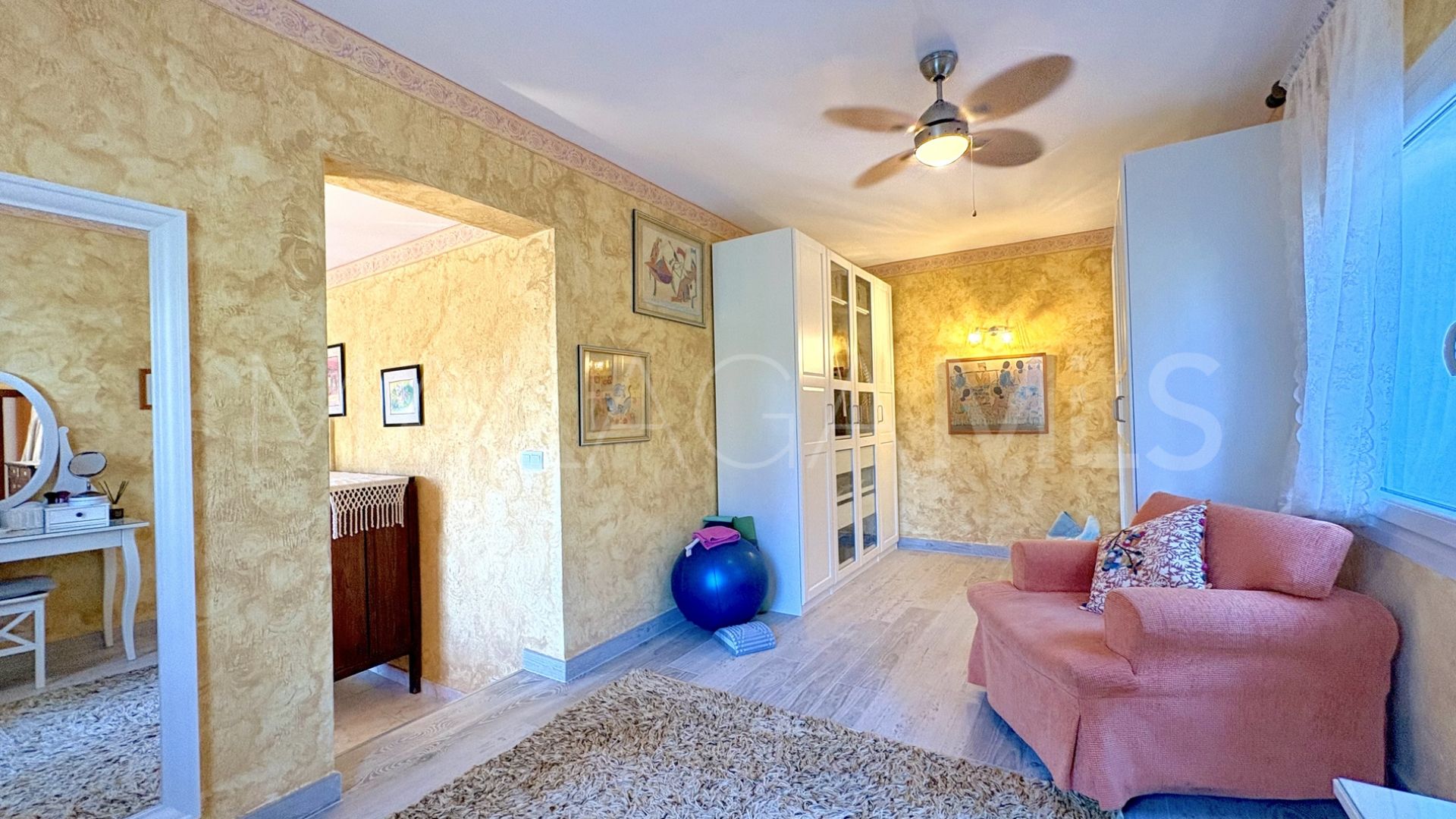 Buy casa in Cala de Mijas with 5 bedrooms