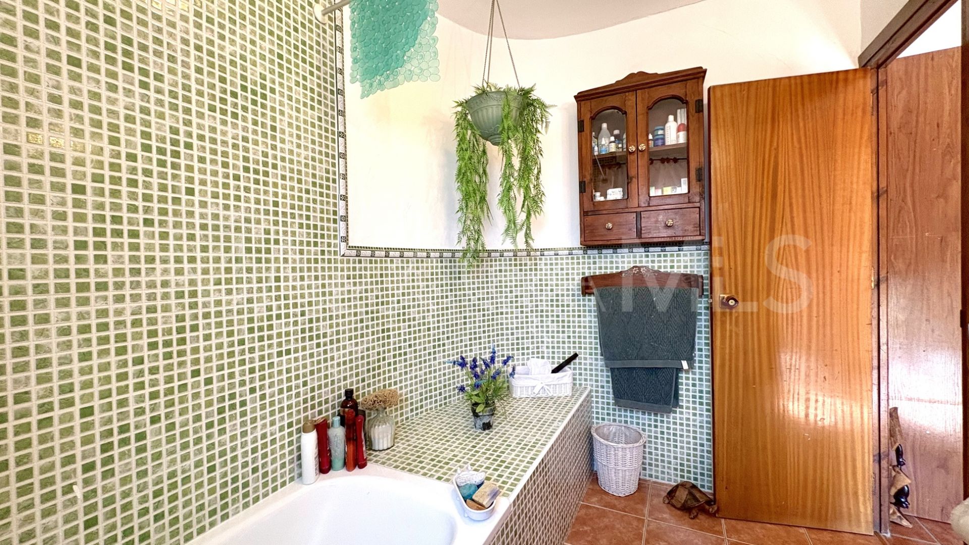 Buy casa in Cala de Mijas with 5 bedrooms