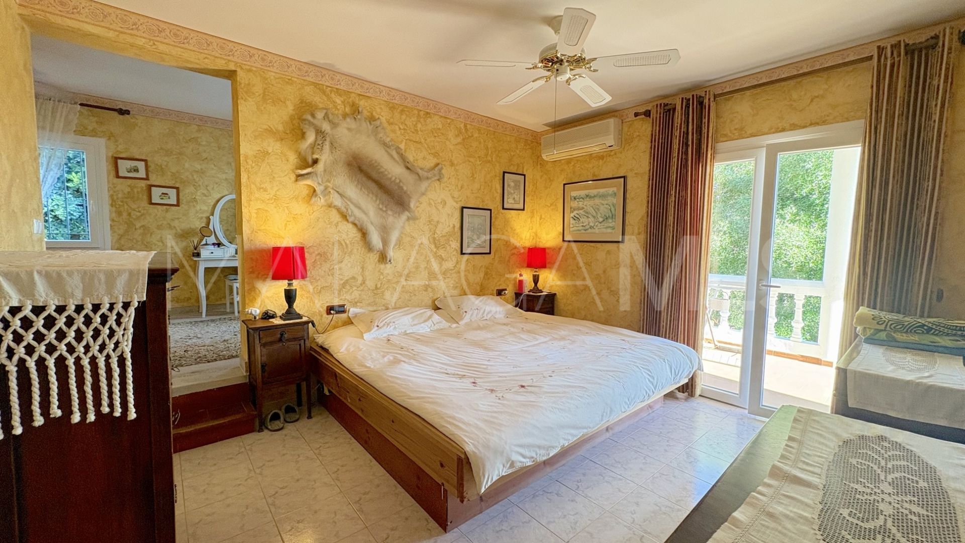 Buy casa in Cala de Mijas with 5 bedrooms