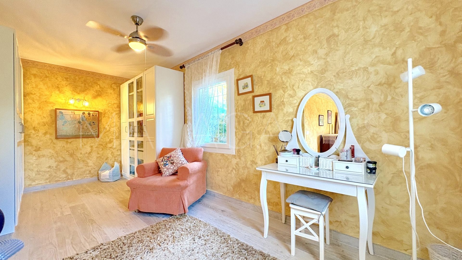 Buy casa in Cala de Mijas with 5 bedrooms