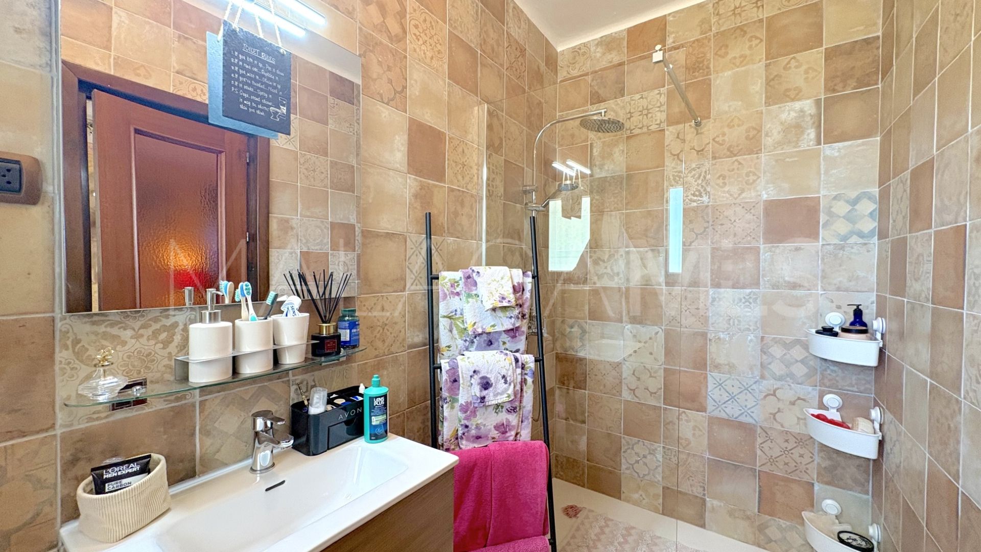 Buy casa in Cala de Mijas with 5 bedrooms