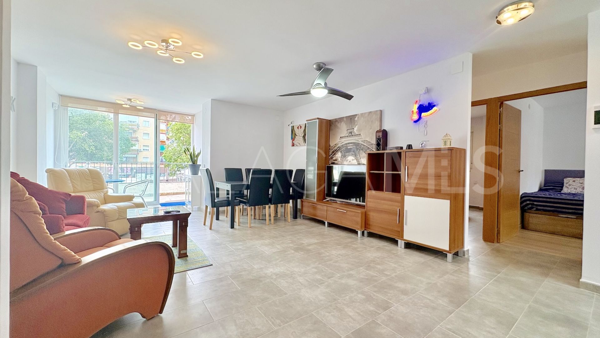 Buy Torremolinos Centro apartment with 3 bedrooms