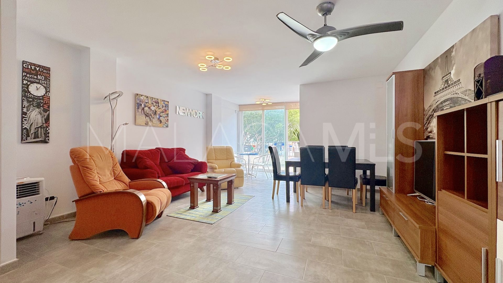 Buy Torremolinos Centro apartment with 3 bedrooms