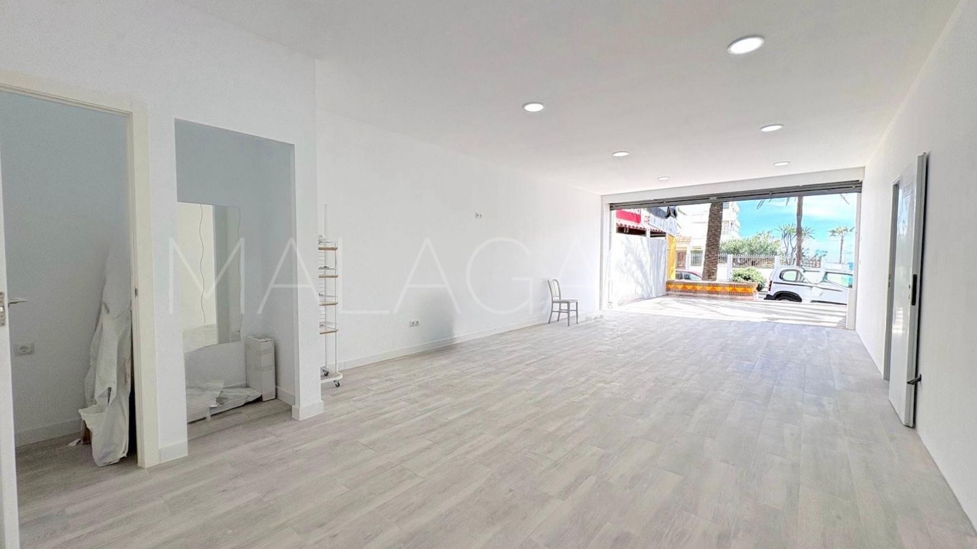 Kommersiella lokaler for sale in Puerto Marina