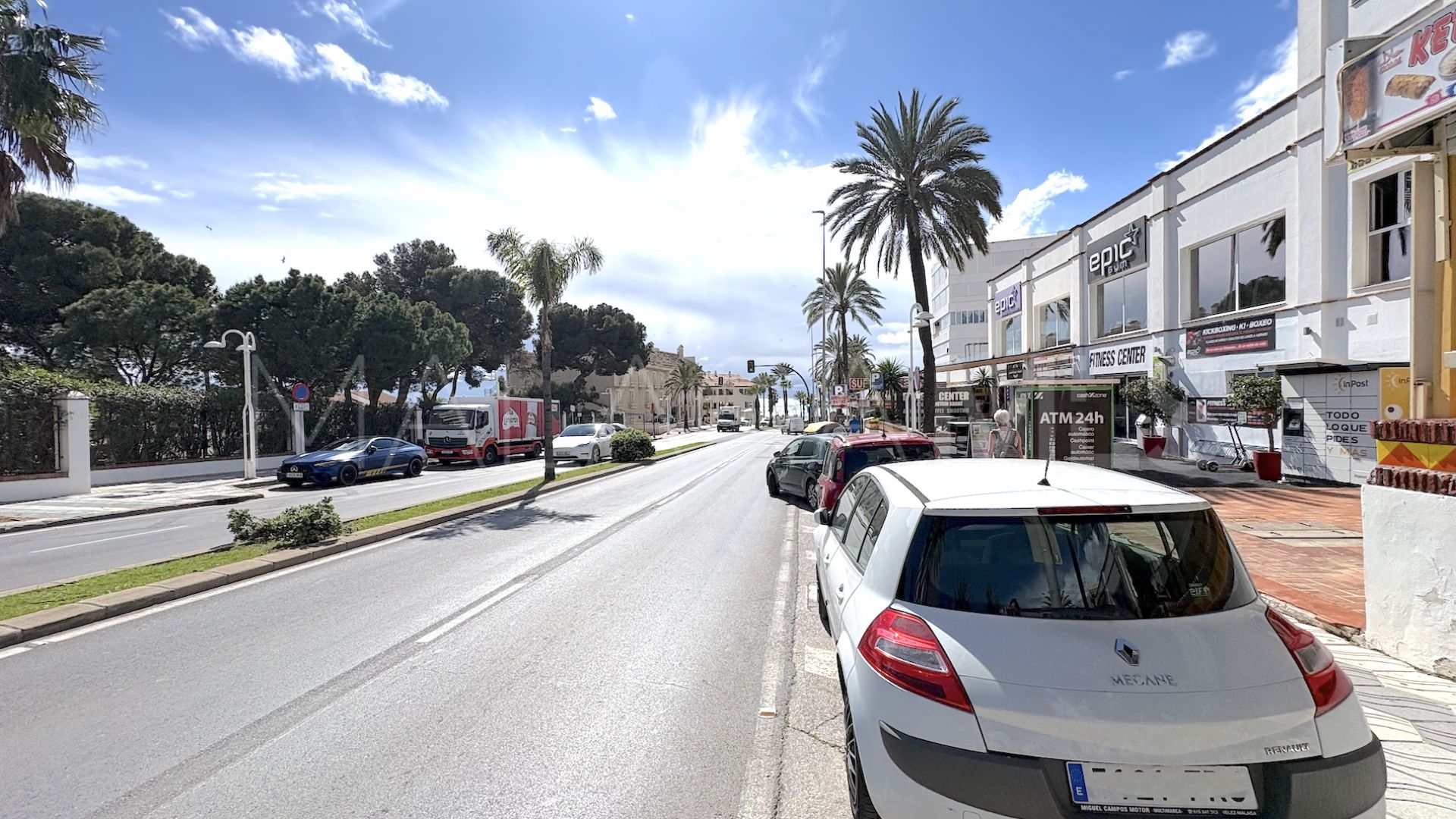 Kommersiella lokaler for sale in Puerto Marina