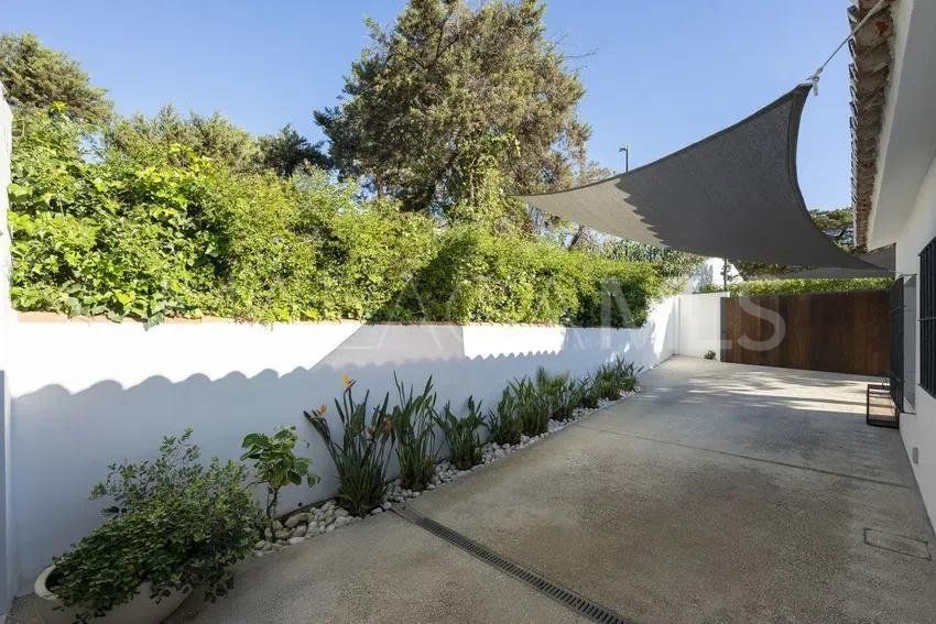 Se vende villa in Marbesa with 3 bedrooms