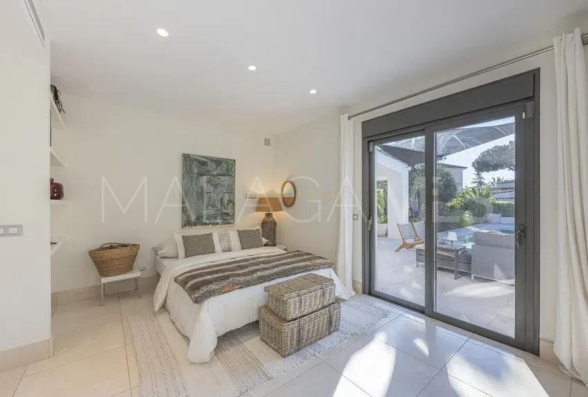 Se vende villa in Marbesa with 3 bedrooms