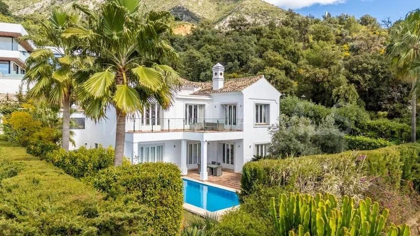 Villa for sale in Sierra Blanca Country Club